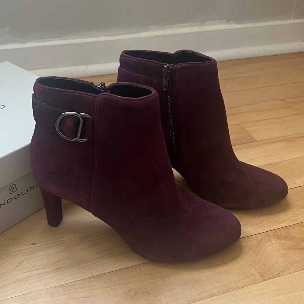 Bandolino Women's Deep Burgundy Ankle Booties